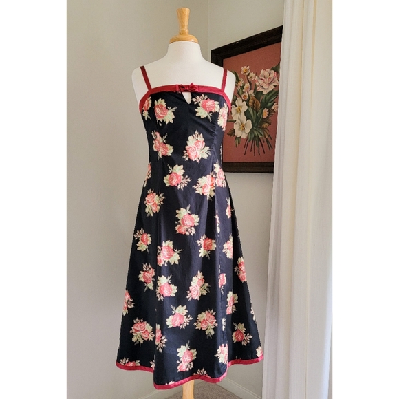 90s Black Floral Satin Bow 1990s Vintage Fit & Flare Midi Length Cotton Dress - Picture 9 of 15
